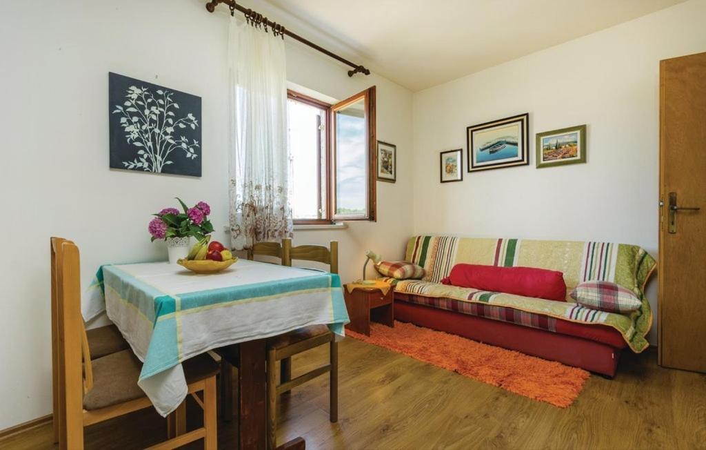 Apartments With A Parking Space Novigrad - 14408 ห้อง รูปภาพ